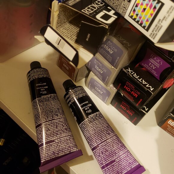 Redken Chromatics 6Rv New in Box (2) - Picture 3 of 3